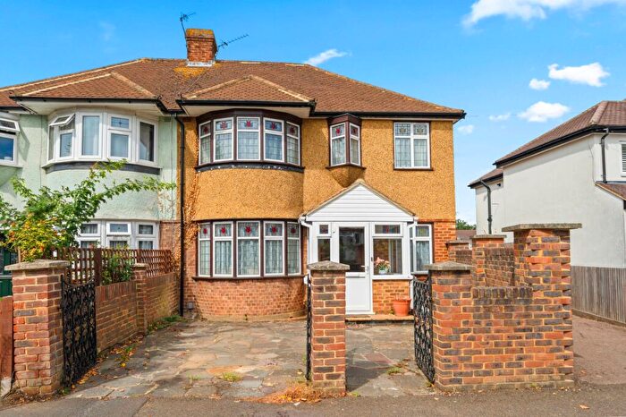 4 Bedroom Semi-Detached House For Sale In St. Philips Avenue, Worcester Park, KT4