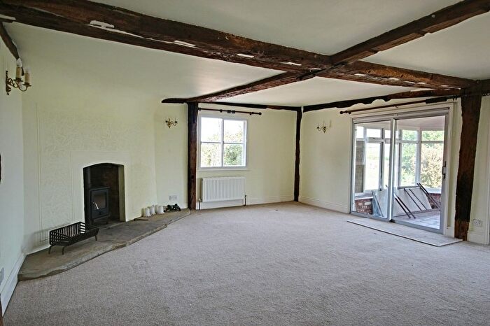 6 Bedroom Detached House To Rent In The Broadway, Dunmow, CM6