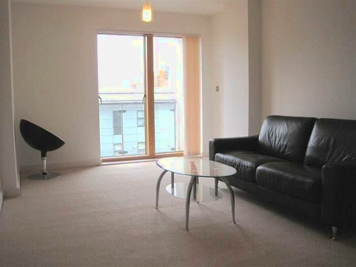 2 Bedroom Apartment To Rent In Fernie Street Manchester, M4
