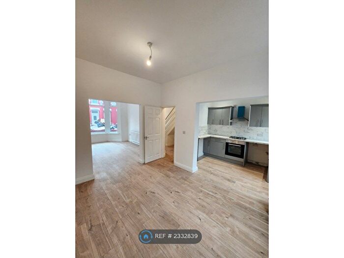 3 Bedroom End Of Terrace House To Rent In Woodhall Road, Liverpool, L13