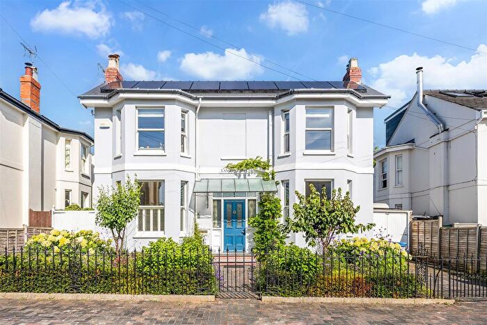 5 Bedroom Detached House For Sale In Langton Grove Road, Charlton Kings, Cheltenham, GL52