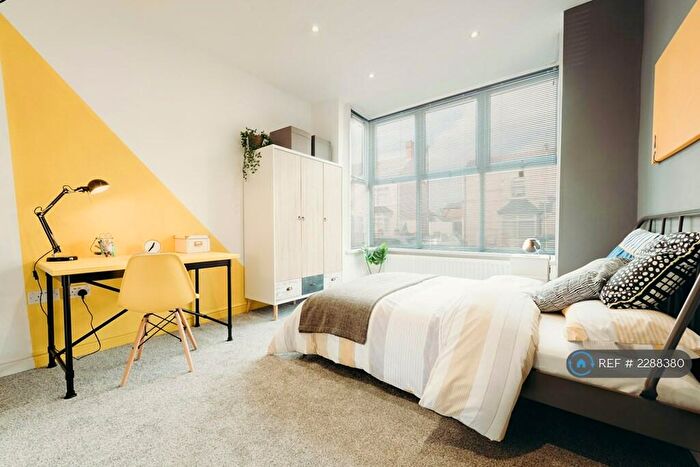 6 Bedroom End Of Terrace House To Rent In Briton Street, Leicester, LE3