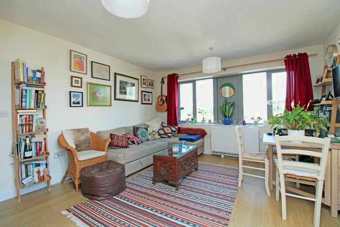 1 Bedroom Flat To Rent In Horn Lane, London, W3