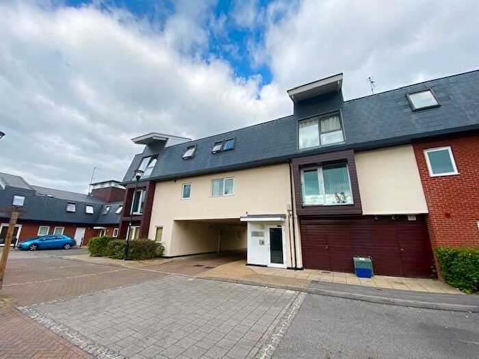 2 Bedroom Apartment To Rent In Addenbrookes Road, Newport Pagnell, MK16