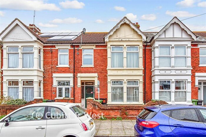 3 Bedroom Terraced House For Sale In Kenyon Road, Portsmouth, Hampshire, PO2