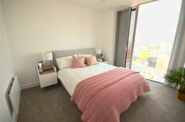 2 Bedroom Apartment To Rent In Deansgate Square, Owen Street Manchester, M15
