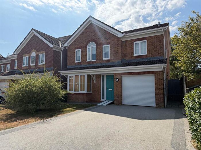 4 Bedroom Detached House For Sale In Sorrel Way, Gillingham, SP8