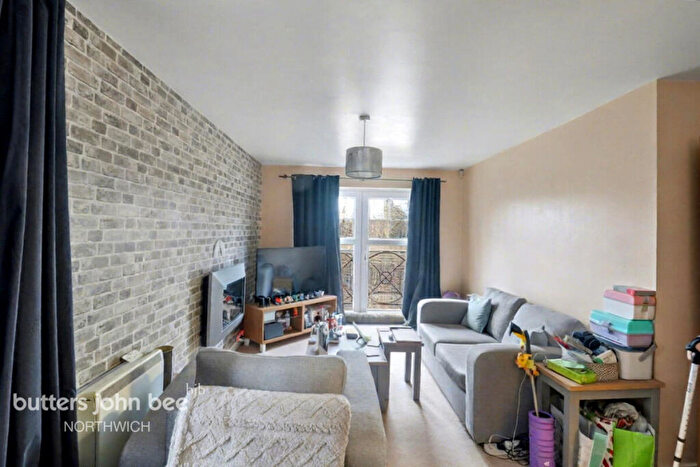 2 Bedroom Apartment For Sale In Drillfield Road, Northwich, CW9