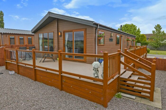 2 Bedroom Lodge For Sale In Hagnaby Road, Old Bolingbroke, Spilsby, PE23
