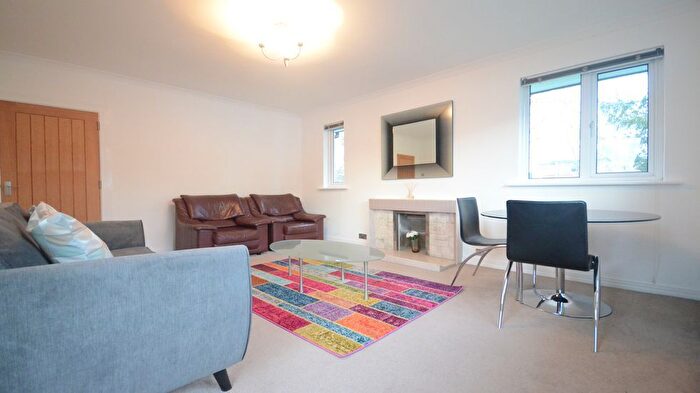 2 Bedroom Flat To Rent In Kendrick Court, Kendrick Road, Reading, RG1