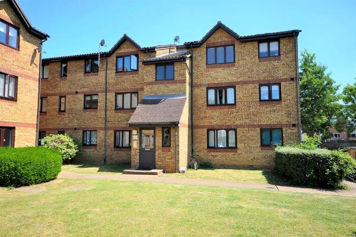 Studio To Rent In Southwold Road, Watford, WD24