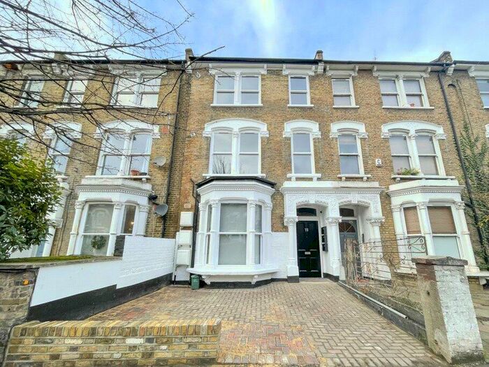 3 Bedroom Flat To Rent In Upper Tollington Park, London, N4