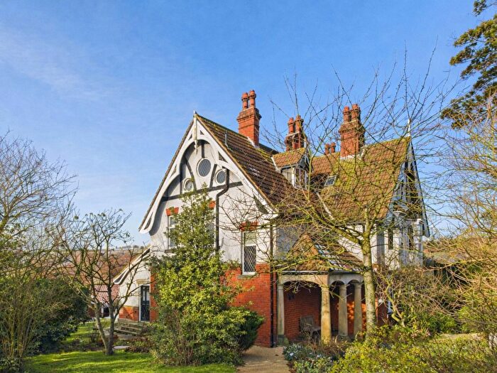 5 Bedroom Semi Detached House For Sale In Office Row, Grosmont, Whitby, YO22