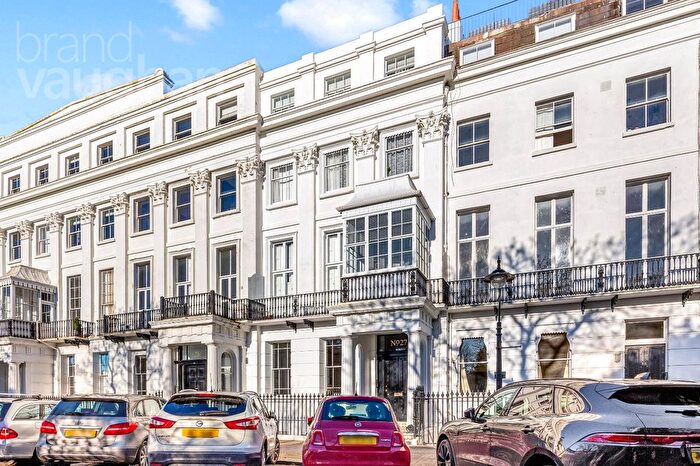 2 Bedroom Flat For Sale In Sussex Square, Brighton, BN2