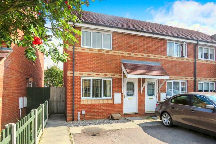 2 Bedroom End Of Terrace House To Rent In Chervil Close, Biggleswade, Bedfordshire, SG18