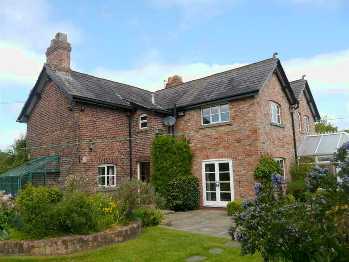 5 Bedroom Detached House To Rent In Farm Cottage, Oak Road, Mottram St Andrew, SK10