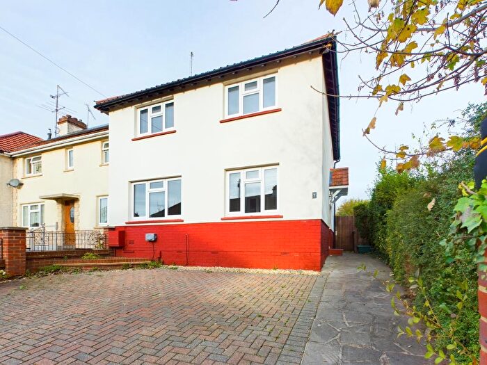 3 Bedroom Terraced House To Rent In Westfield Road, Eastrop, Basingstoke, RG21
