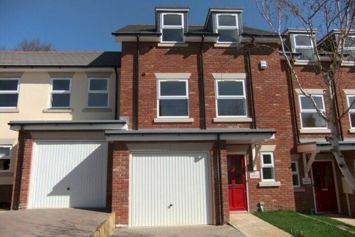 3 Bedroom Town House To Rent In Woodside Road, Tonbridge, TN9