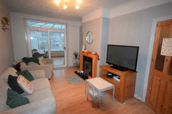 3 Bedroom Semi-Detached House To Rent In Pine Road, Barrow-in-Furness, LA14