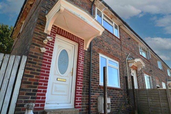 2 Bedroom House Of Multiple Occupation To Rent In Birdham Road, Brighton, BN2