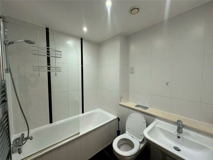 2 Bedroom Apartment To Rent In Gray Court, Pinner, Middlesex, HA5