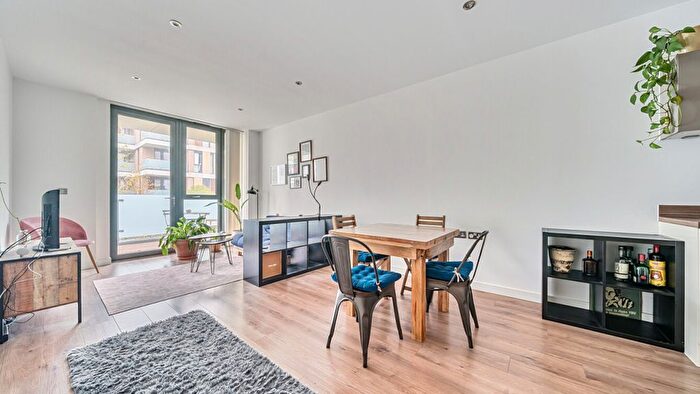 1 Bedroom Flat For Sale In London Es, London, SE16