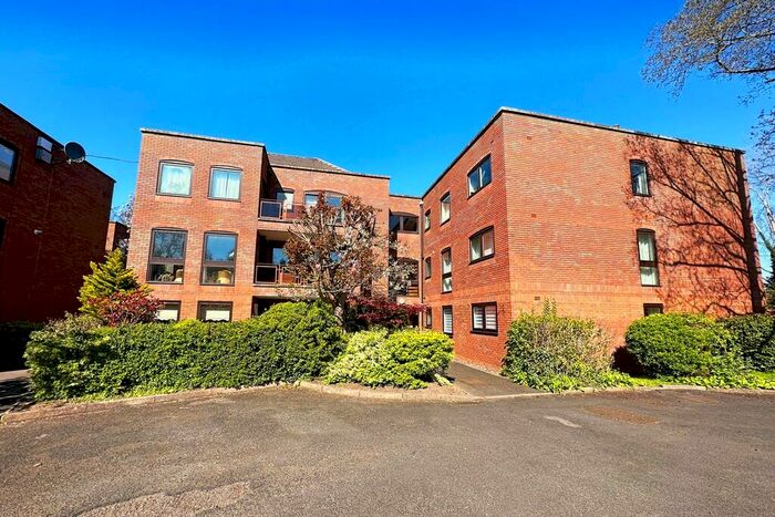 2 Bedroom Apartment To Rent In Princes Way, Solihull, B91