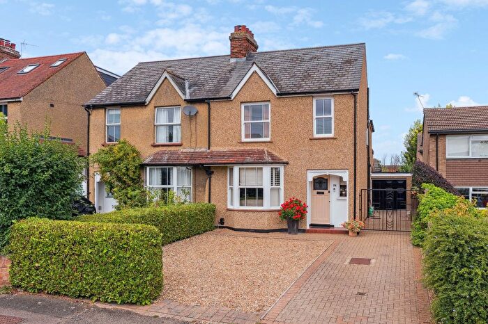 4 Bedroom Semi-Detached House For Sale In Gaping Lane, Hitchin, SG5