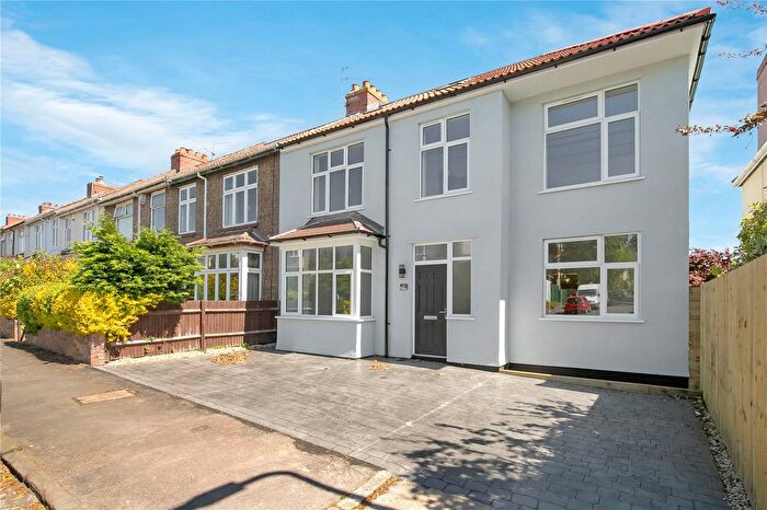5 Bedroom End Of Terrace House For Sale In Darnley Avenue, Bristol, BS7