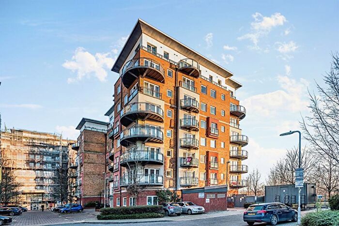 2 Bedroom Flat To Rent In Winterthur Way, Alencon Link, Basingstoke, RG21