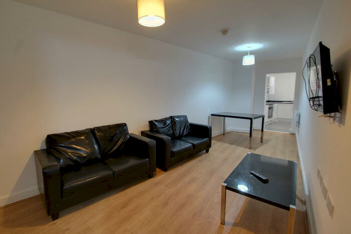 3 Bedroom Apartment To Rent In Granby Street, Leicester, LE1
