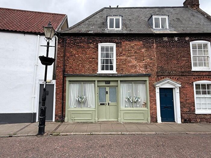 3 Bedroom Town House For Sale In North Brink, Wisbech, Cambs., PE13