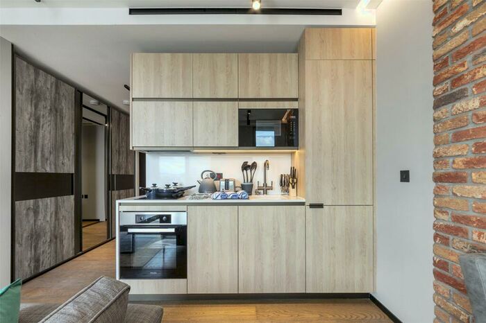 Apartment To Rent In Hewett Street, London, EC2A