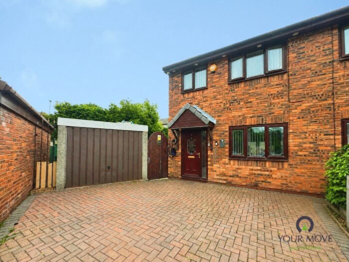 3 Bedroom Semi-Detached House For Sale In Quakerfields, Darwen, Lancashire, BB3