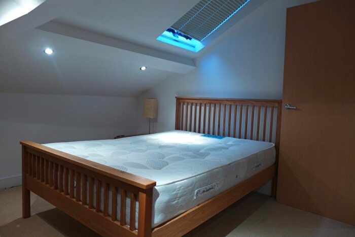 2 Bedroom Duplex To Rent In John William Court, John William Street, Huddersfield, West Yorkshire, HD1