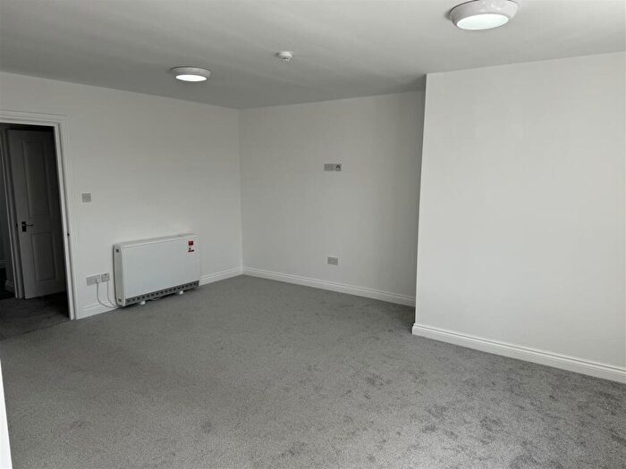 2 Bedroom Apartment To Rent In Station Hill, Chippenham, SN15