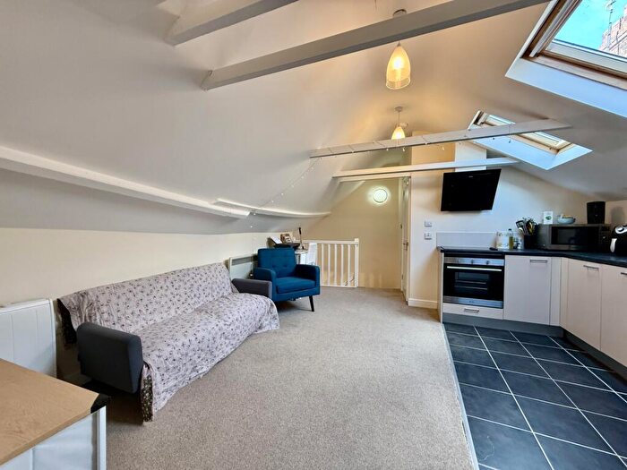 1 Bedroom Flat To Rent In Mill Street, Wantage, OX12