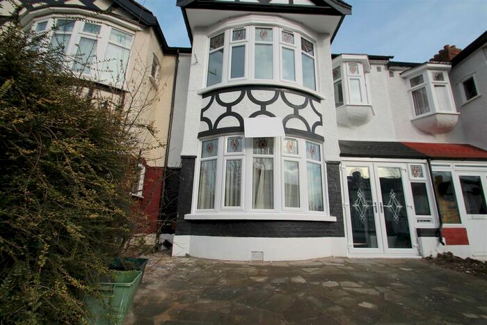 3 Bedroom Terraced House To Rent In Northwood Gardens, Clayhall IG5