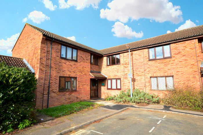 Studio To Rent In Corrie Road, Cambridge, CB1