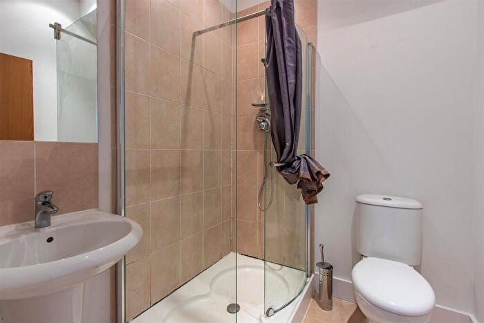 1 Bedroom Flat To Rent In Severn Grove, Pontcanna, CF11