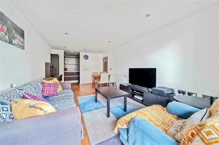 2 Bedroom Apartment To Rent In Findlay House, Trevithick Way, London, E3