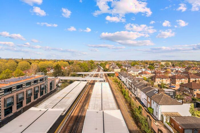 1 Bedroom Flat To Rent In Twickenham Gateway, London Road, Twickenham, TW1
