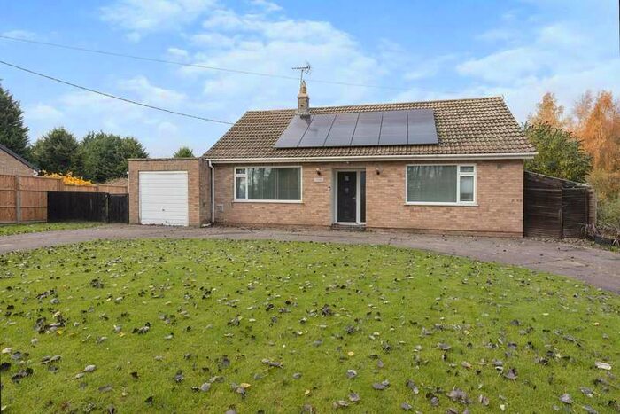 3 Bedroom Detached Bungalow For Sale In Wilde Street, Beck Row, Bury St. Edmunds, Suffolk, IP28