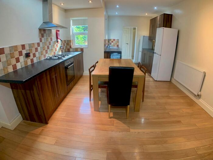 5 Bedroom Terraced House To Rent In Adderley Road, Leicester LE2