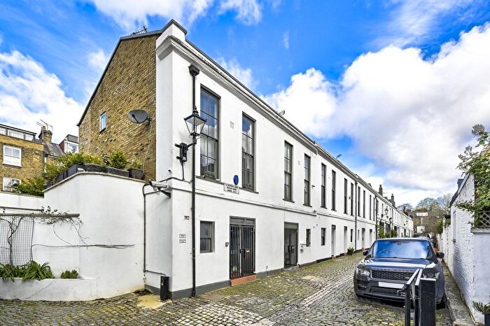 2 Bedroom Flat To Rent In Malvern Road, Queen's Park, London, NW6