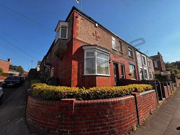 2 Bedroom End Of Terrace House To Rent In Cross Street, Greasbrough, Rotherham, S61