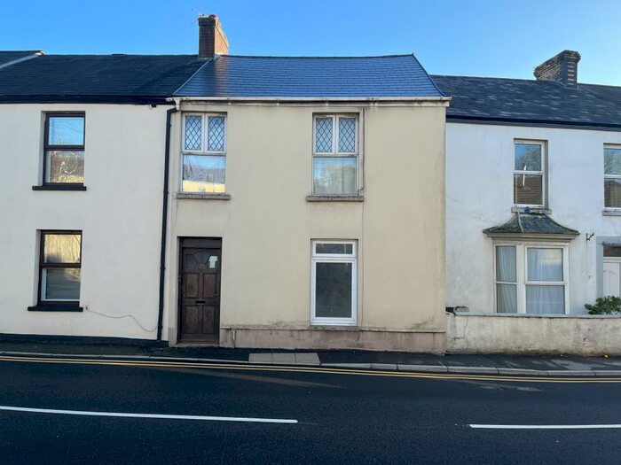1 Bedroom Flat To Rent In Richmond Terrace, Carmarthen, SA31
