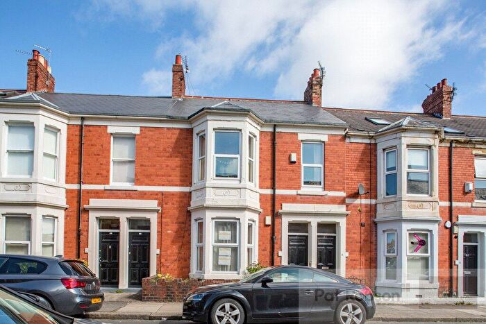 2 Bedroom Apartment To Rent In Bayswater Road, West Jesmond, Newcastle Upon Tyne, NE2