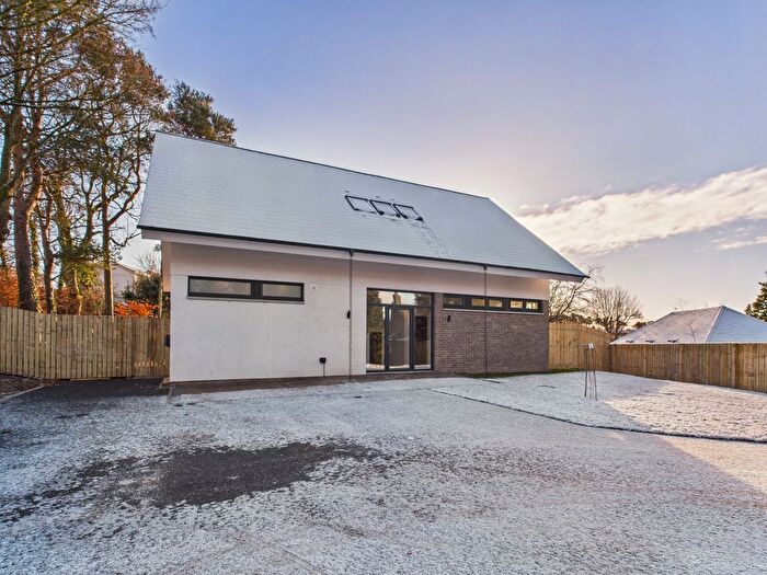 4 Bedroom Detached House For Sale In Lanark Road, Carluke, ML8