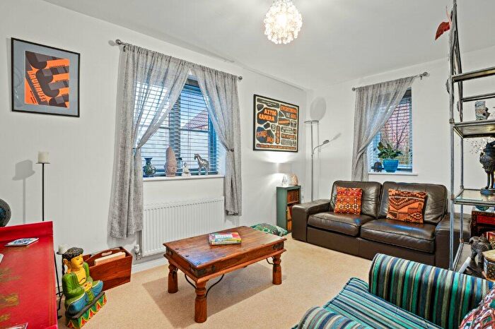 2 Bedroom Detached House For Sale In Foxglove Close, Moreton-in-Marsh, Gloucestershire, GL56